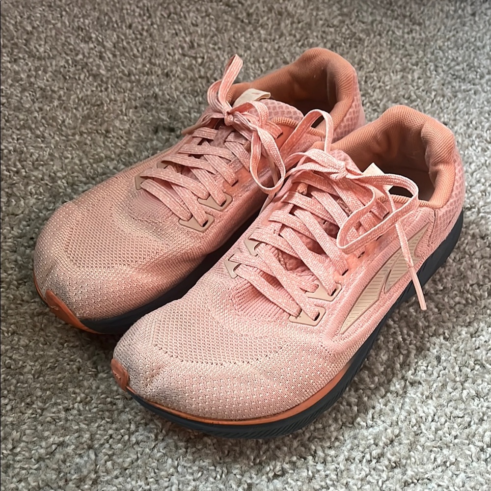 Women's Altra Escalante 3 Running Shoes